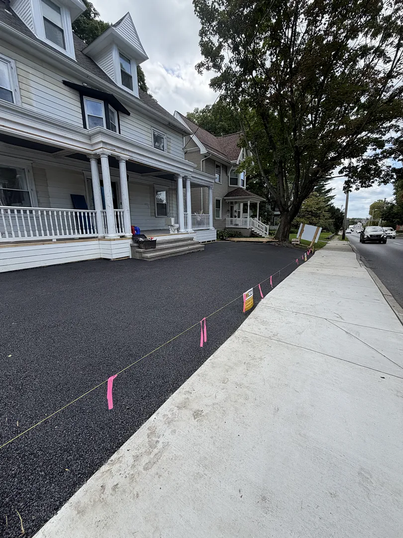 Fresh Asphalt for a 712-Square-Foot Driveway in Lebanon, PA
